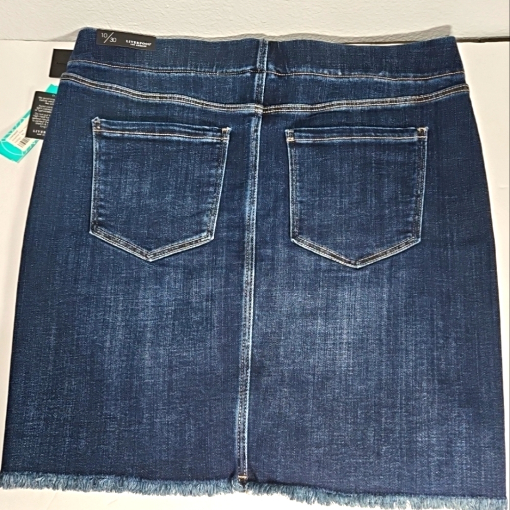 Liverpool Jeans Skirt Indigo  10  Pull On Dark Wash Denim raw hem